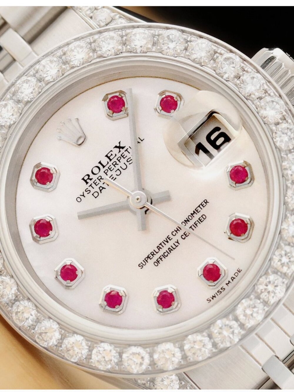 Ladies Rolex Mother of Pearl 18k 1ct+ 18K Gold Watch